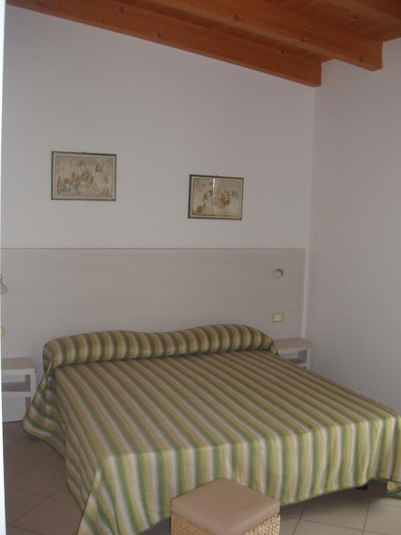 Residence Candeloro Francavilla Al Mare Zimmer foto